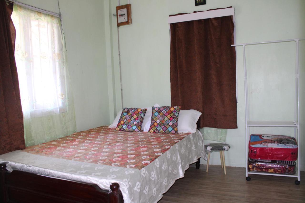 Harry'S Bed And Breakfast1 西隆 外观 照片